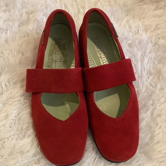 Mephisto suede red slip on Mary Jane flats size 6 1/2 - Picture 11 of 12